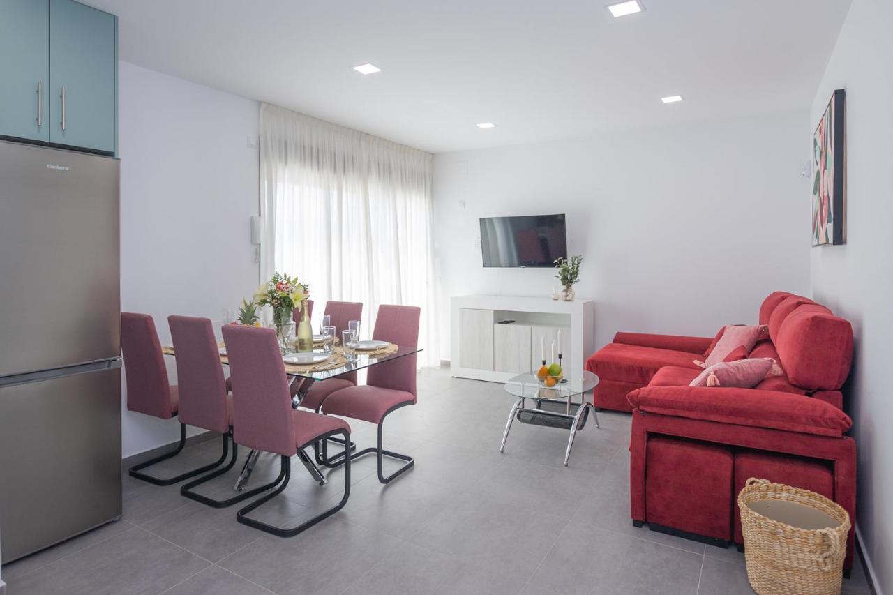 Urban 4 Beachfront By Holidays Apartament *